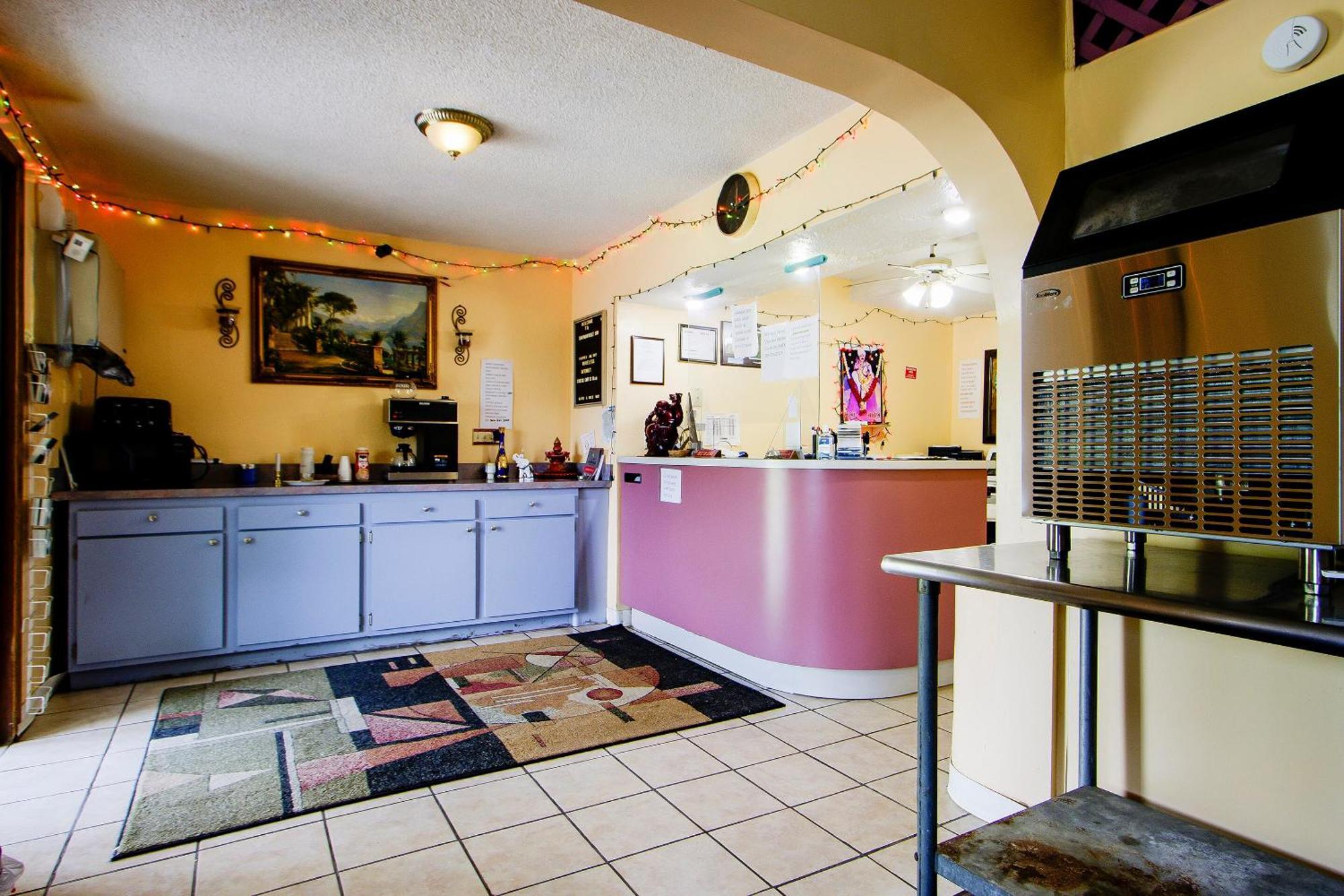 Oyo Hotel Chapmanville Inn, Wv - Hwy 119 Bagian luar foto