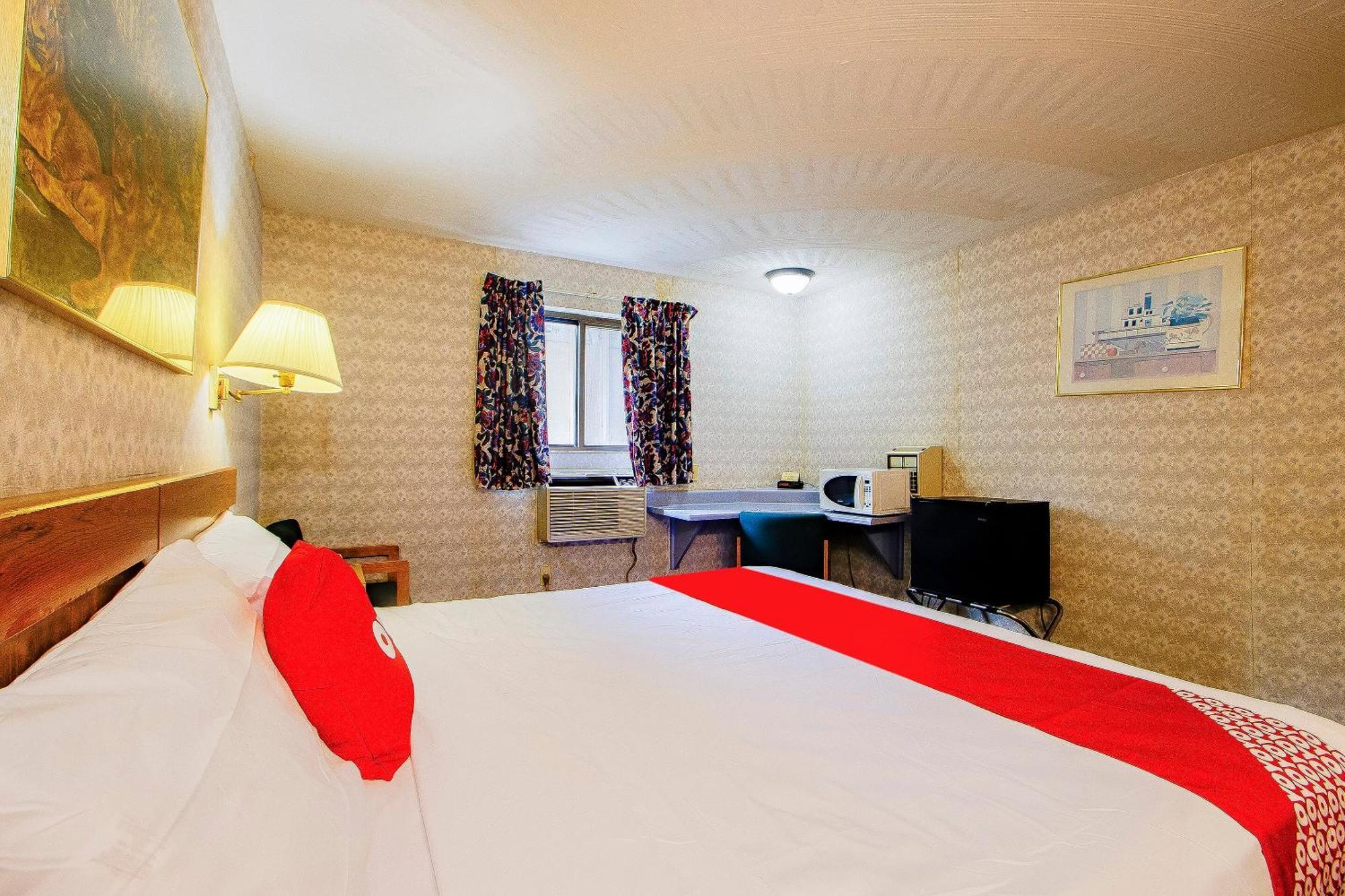 Oyo Hotel Chapmanville Inn, Wv - Hwy 119 Bagian luar foto