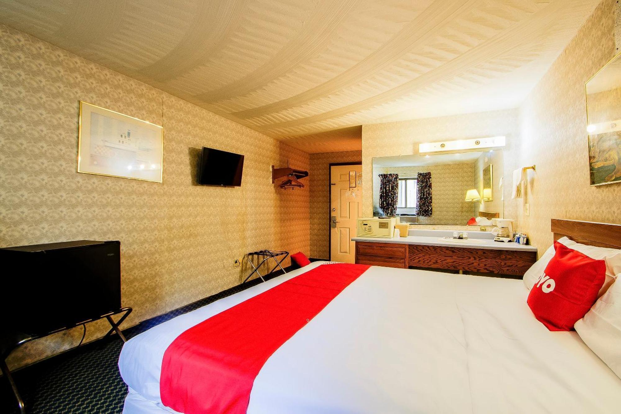 Oyo Hotel Chapmanville Inn, Wv - Hwy 119 Bagian luar foto