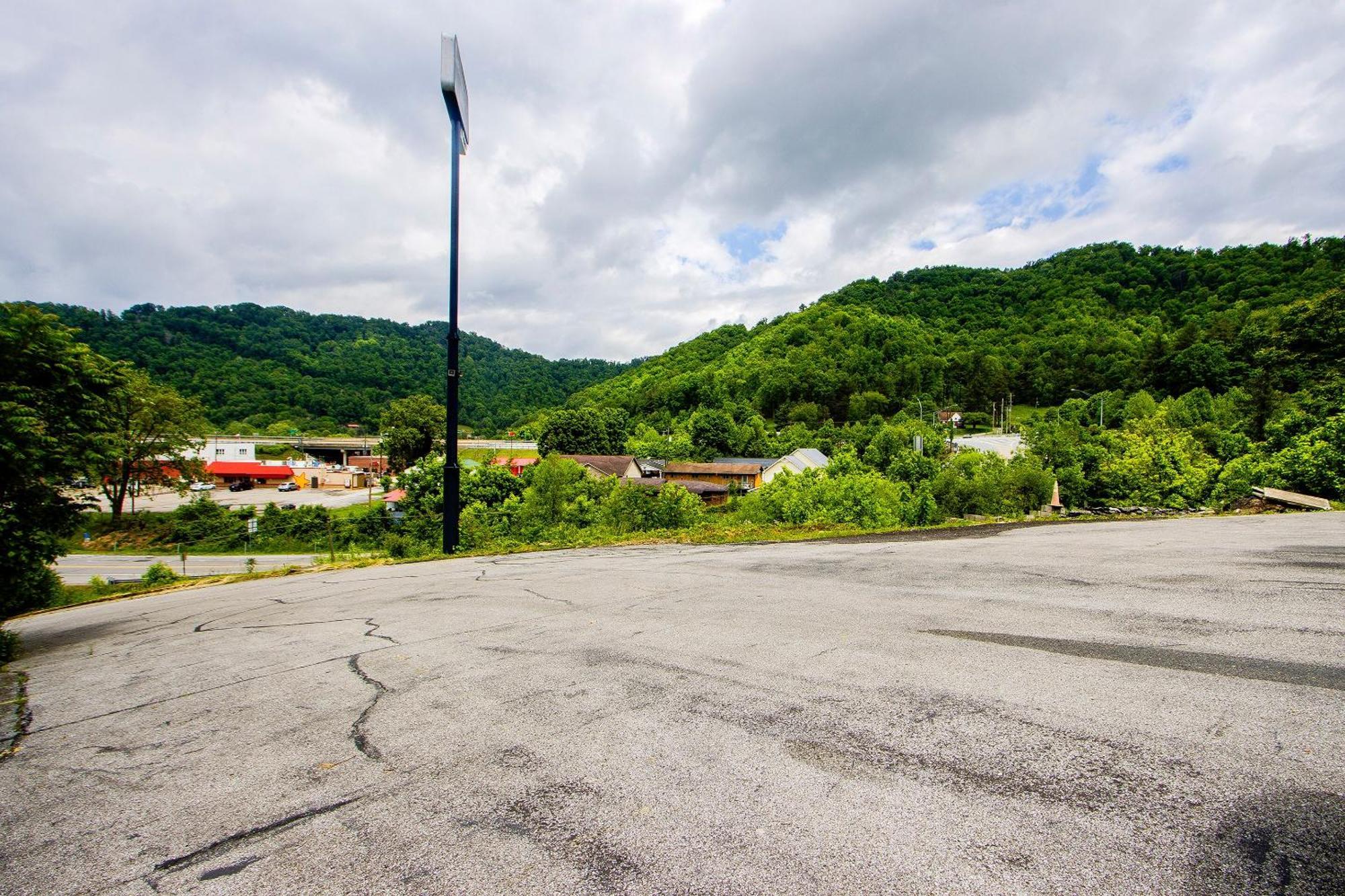 Oyo Hotel Chapmanville Inn, Wv - Hwy 119 Bagian luar foto